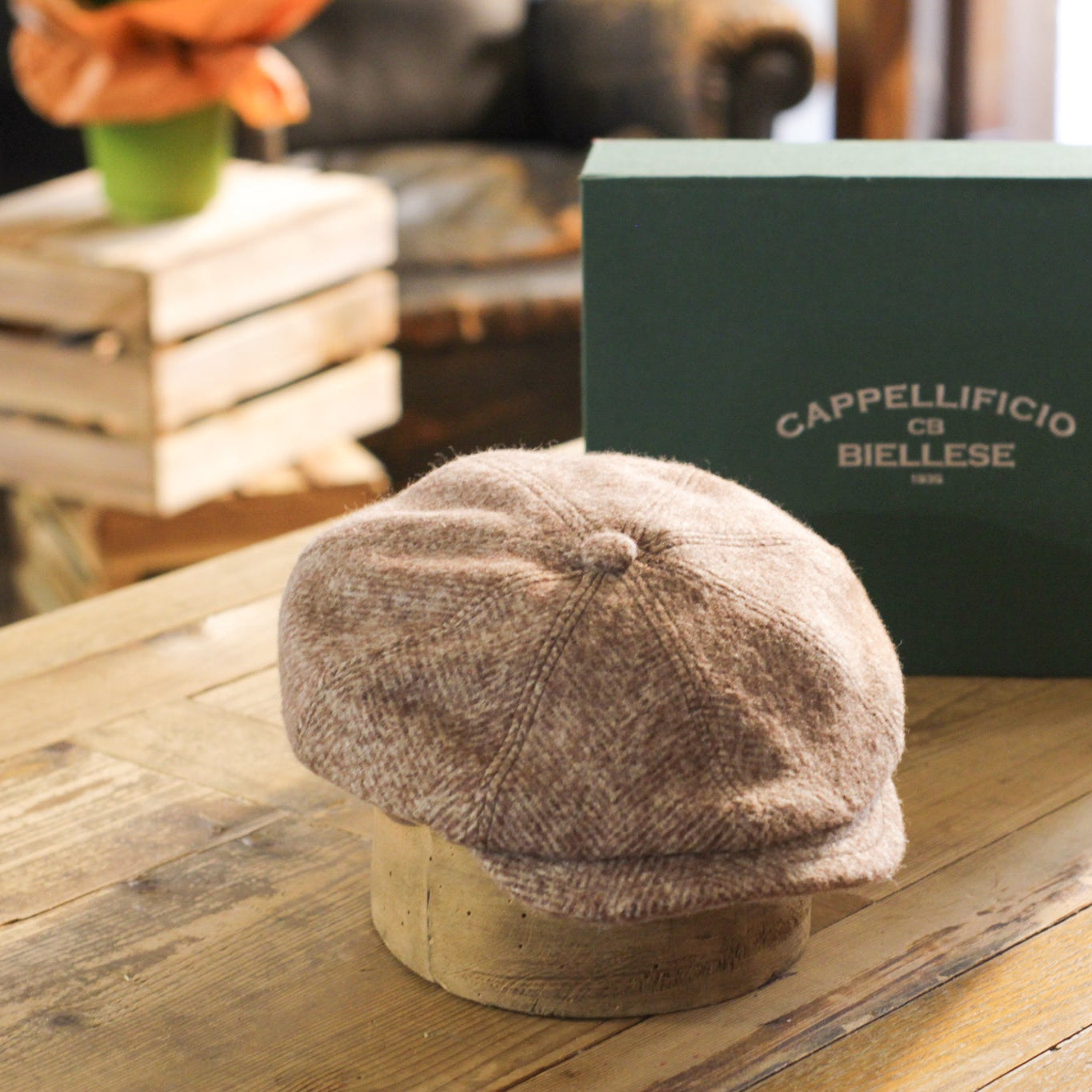 Baker Boy - Herringbone beige Alpaca