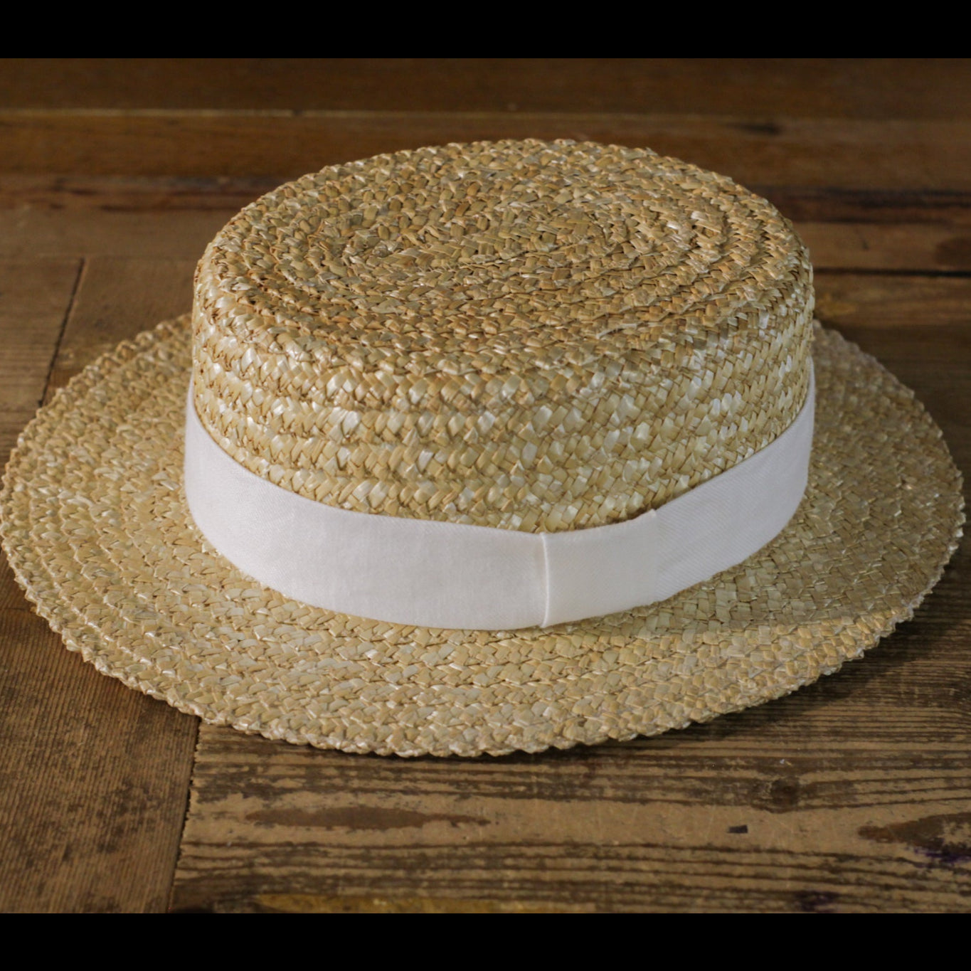 BOATER HAT - White Linen