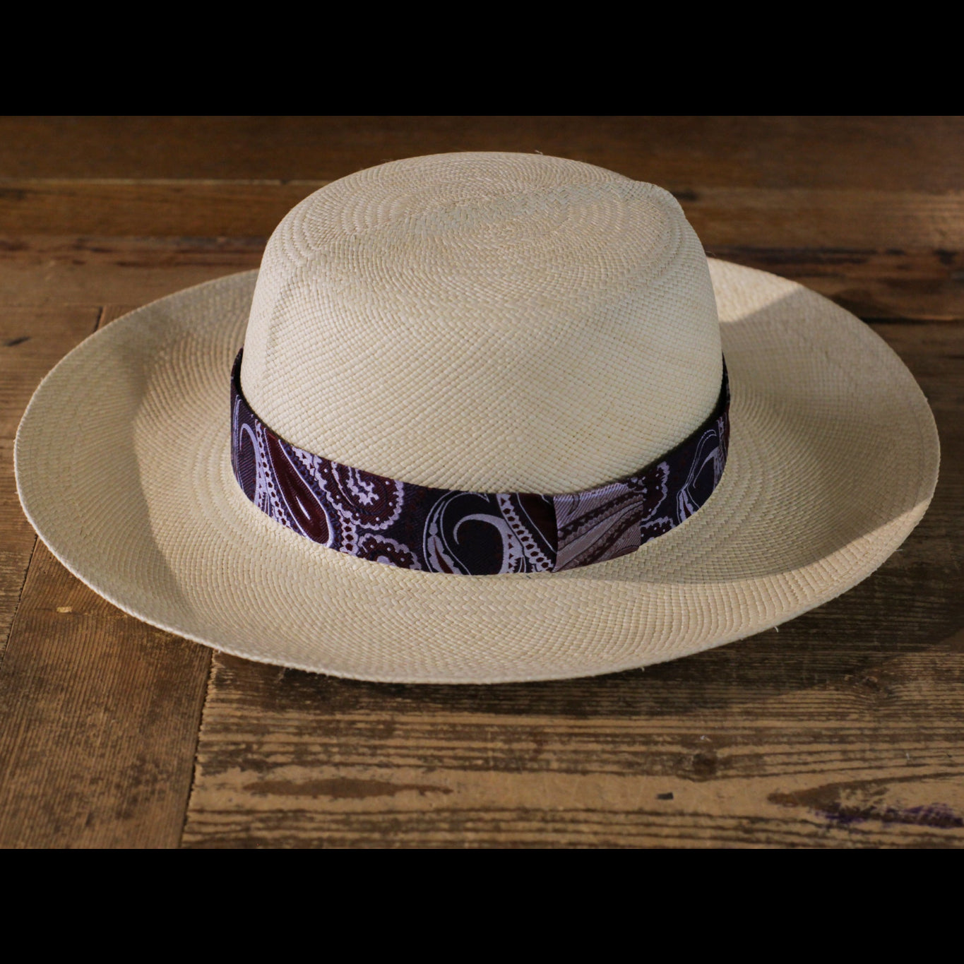 GENUINE PANAMA SAFARI - Violet Paisley