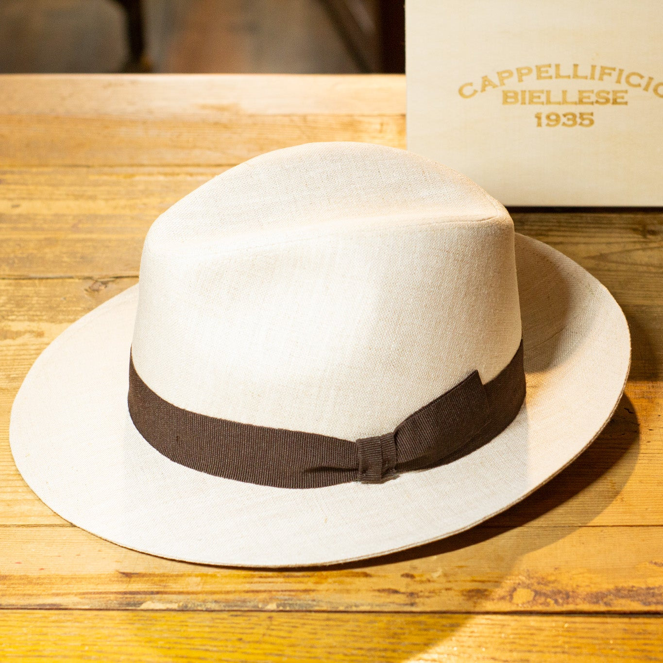 Fedora - Linen