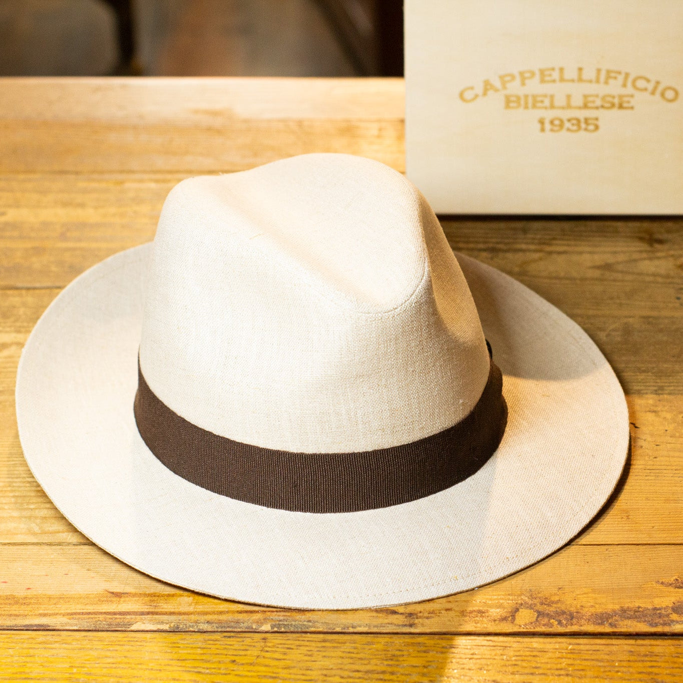 Fedora - Linen