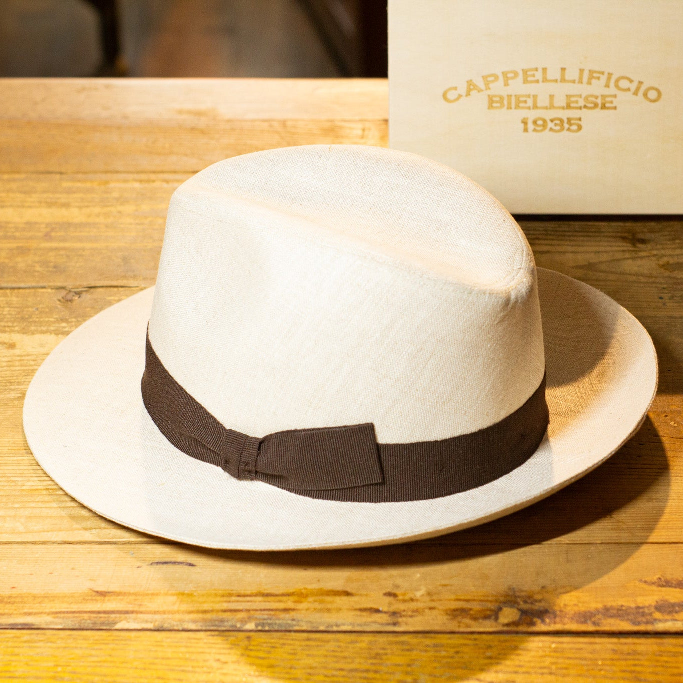 Fedora - Lino