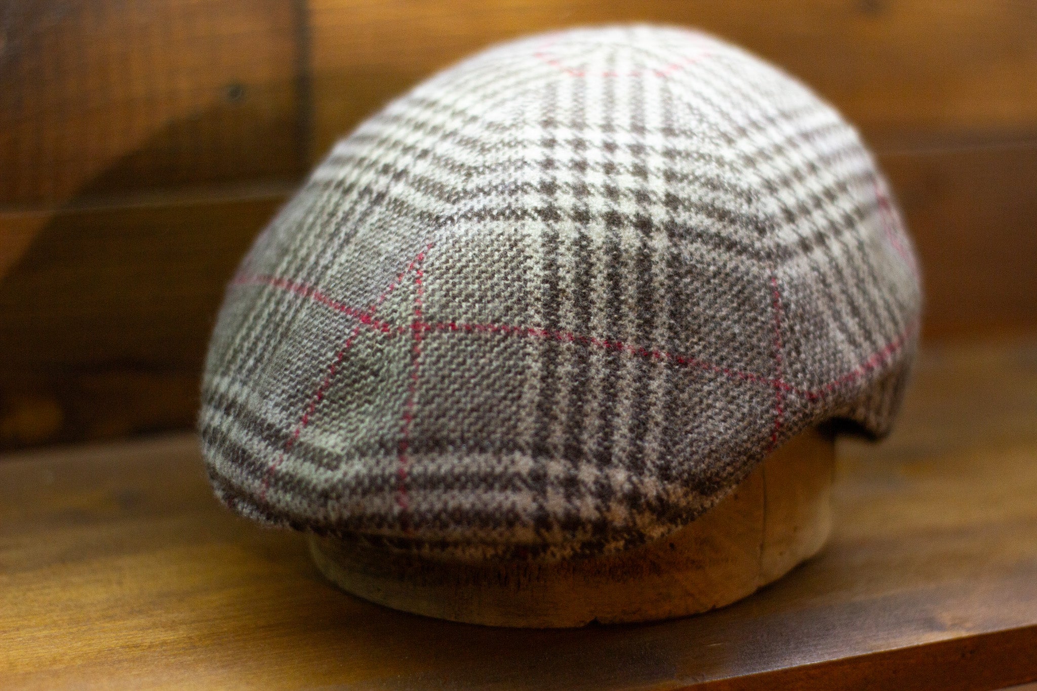 Driving Six -Check Brown AW25