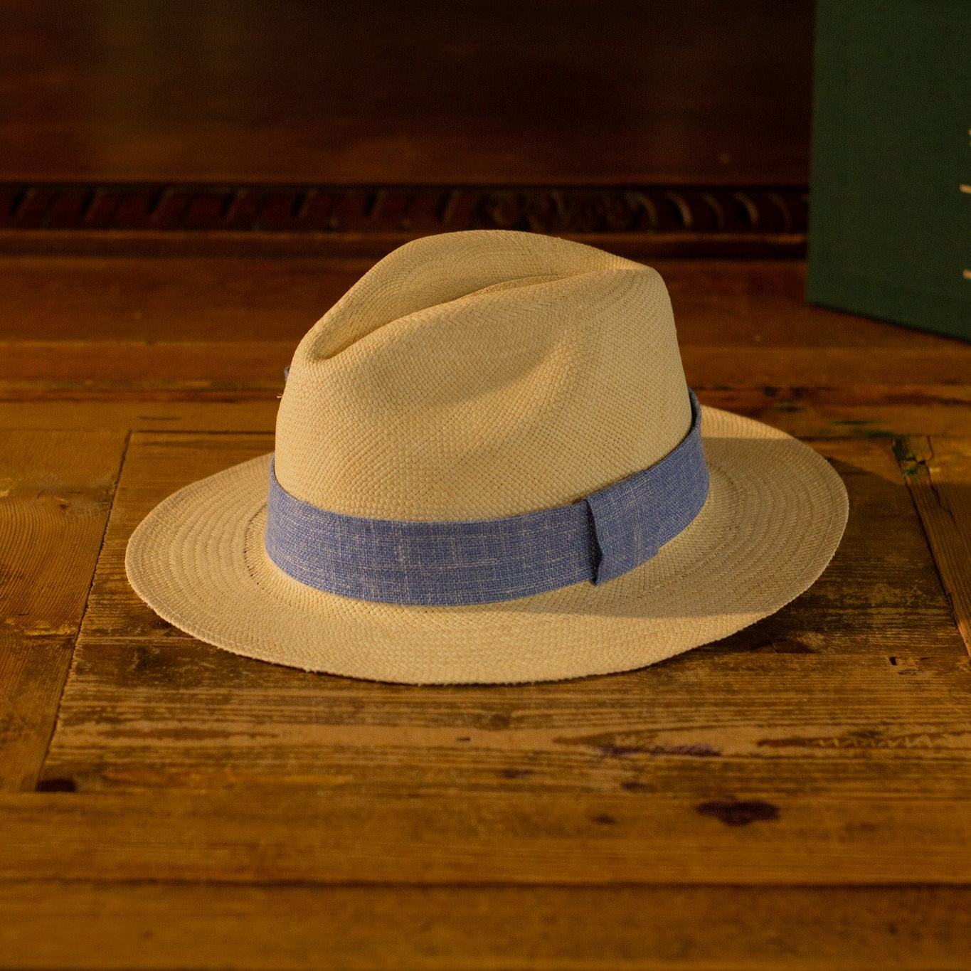 GENUINE PANAMA - Light Blue Linen