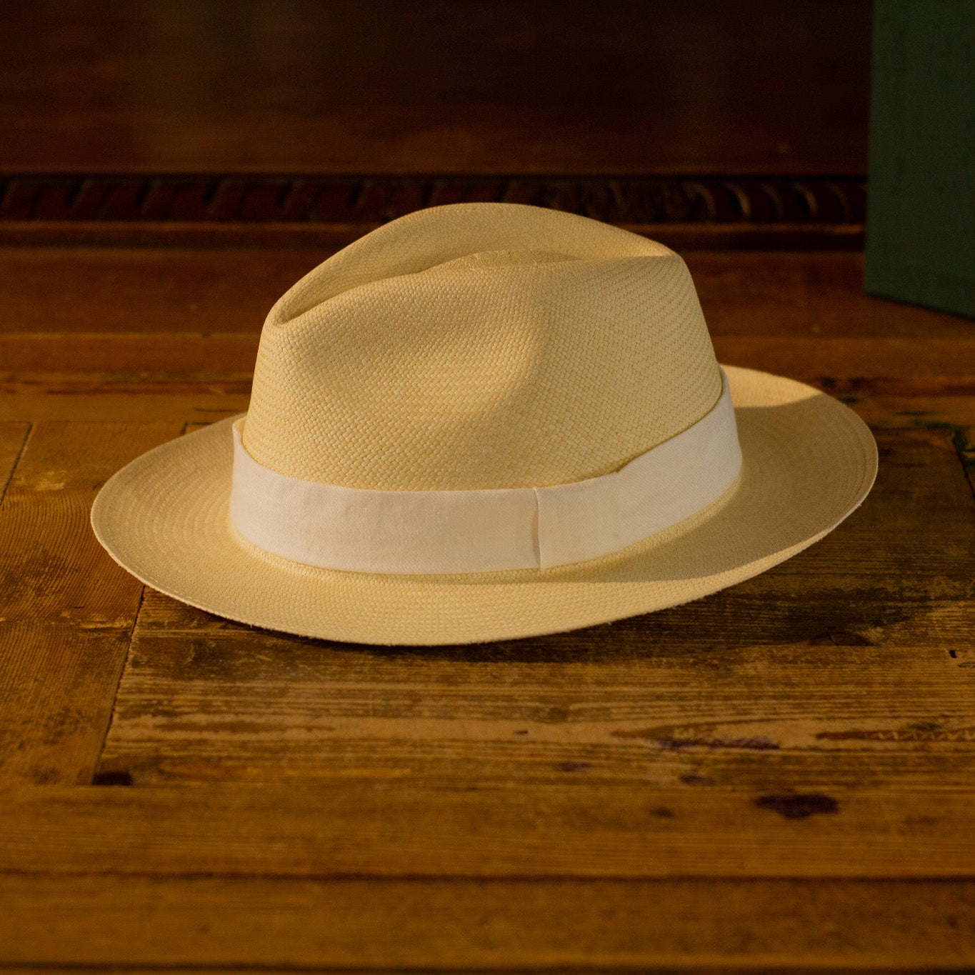 GENUINE PANAMA - White Linen